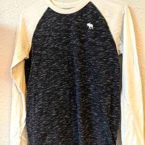 Abercrombie kids long sleeve tee